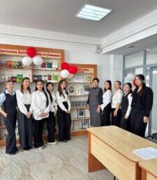«Қазақ әдебиетінің ақсұңқары» атты мерекелік әдеби кеш өткізілді