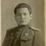 Тұлғасы тұнған тәлім,есімі елге мәлім-Бауыржан Момышұлы